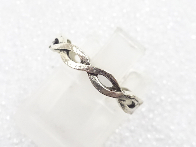 JAPANESE KIMONO / ANTIQUE RING (NO. 9)